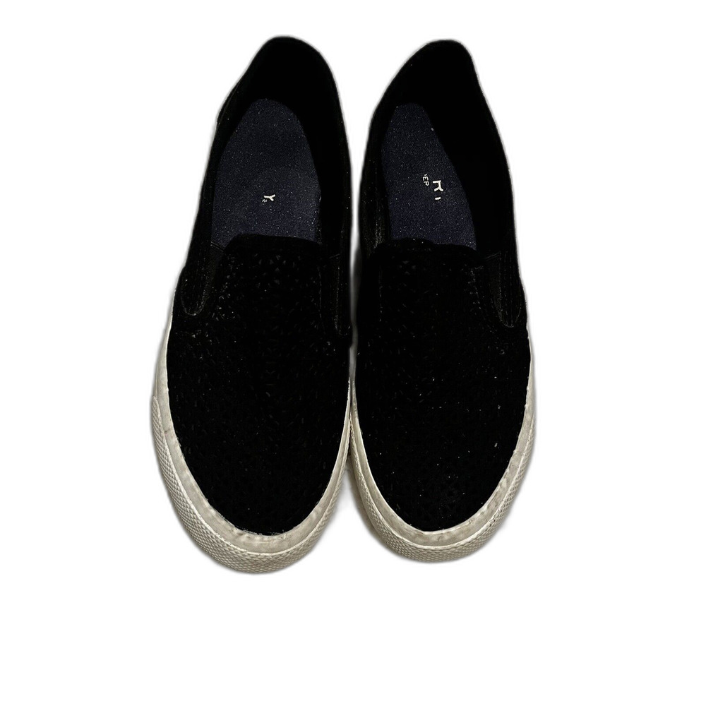 Ladies SPERRY Slip On Sneakers 6.5 Black